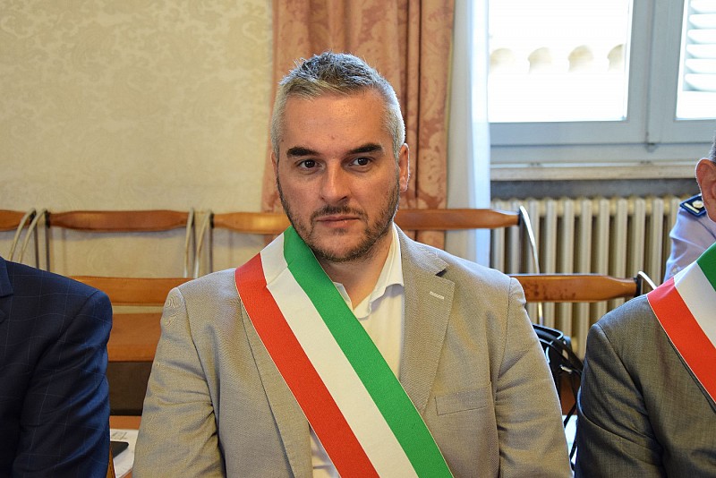 il sindaco Gabriele Santarelli